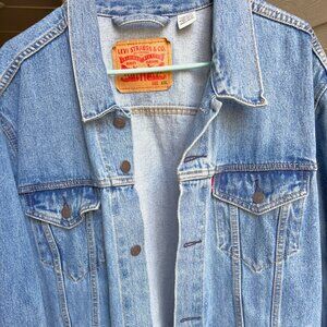 Levi's men denim jacket XXL in excellent condition